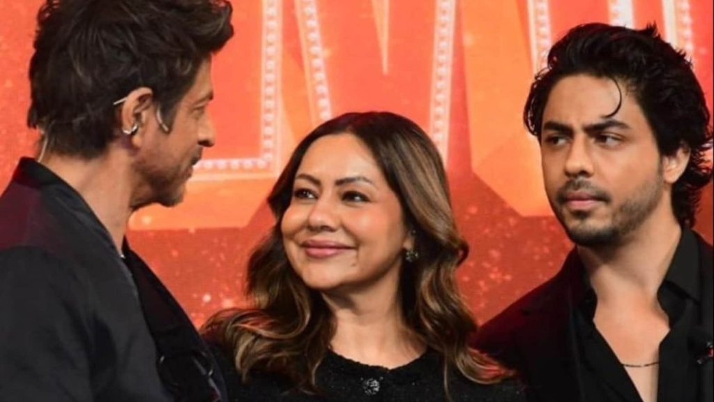 शाहरुख खान के बेटे आर्यन खान डेब्यू करने वाले हैं। वह नेटफ्लिक्स के शो ‘द...