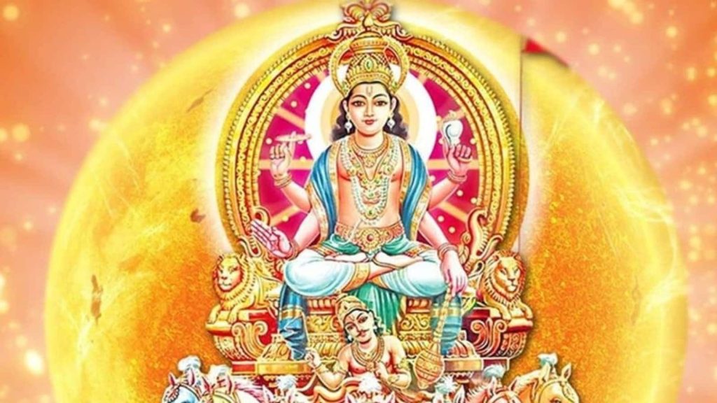 Sun Transit in leo: सूर्य कुछ दिन बाद अपनी स्वराशि सिंह में गोचर कर कुछ राशियों को...