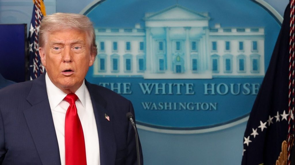 अमेरिका ने बलोचिस्तान लिबरेशन आर्मी को विदेशी आतंकी संगठन घोषित कर दिया...