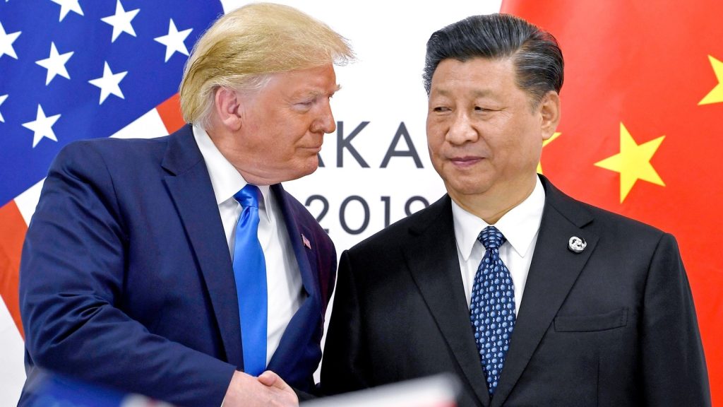 ट्रंप ने अप्रैल में चीनी वस्तुओं पर टैरिफ बढ़ा दिए थे। बीजिंग ने भी पलटवार...