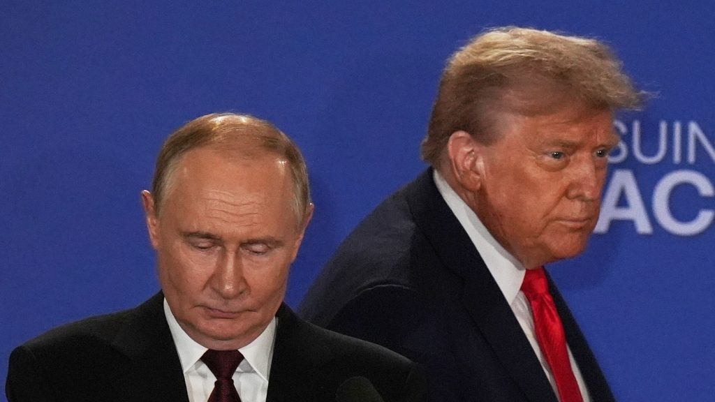 पुतिन ने कहा कि अमेरिका–रूस संबंध शीत युद्ध के बाद से अपने सबसे निचले स्तर...