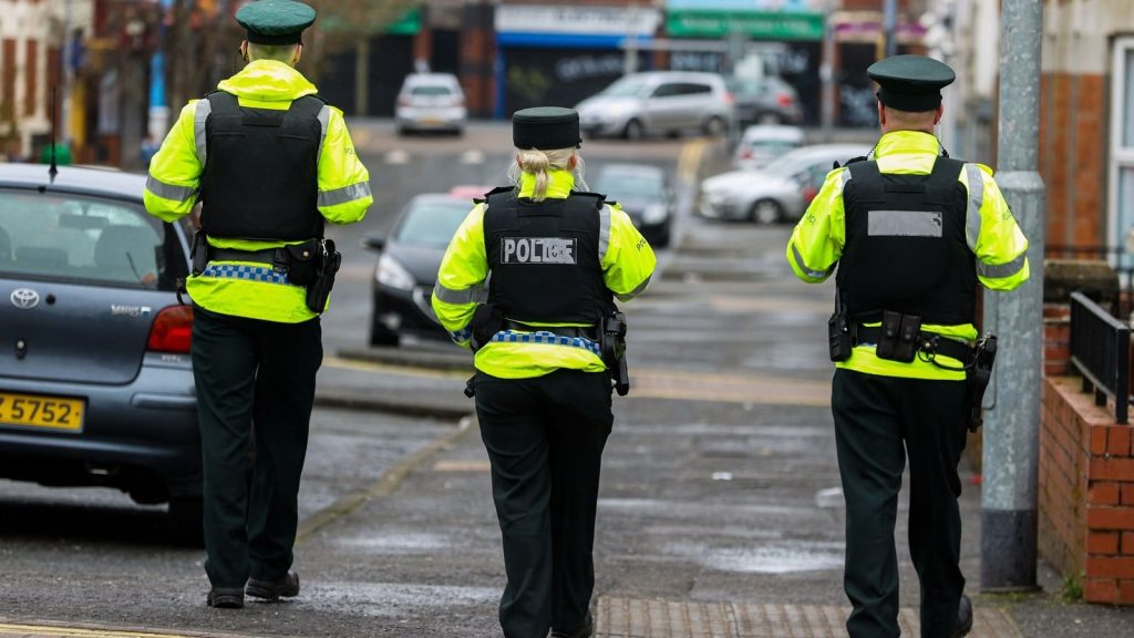 यह घटना ऐसे समय पर हुई है जब आयरलैंड में भारतीयों पर हमले बढ़ते जा रहे हैं।...