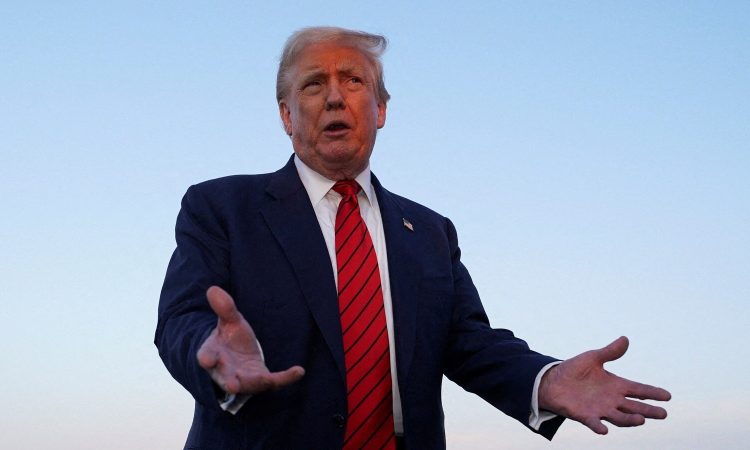 Donald Trump: भारत के ऊपर 50 फीसदी टैरिफ की घोषणा करने वाले ट्रंप ने आगे व्यापार...