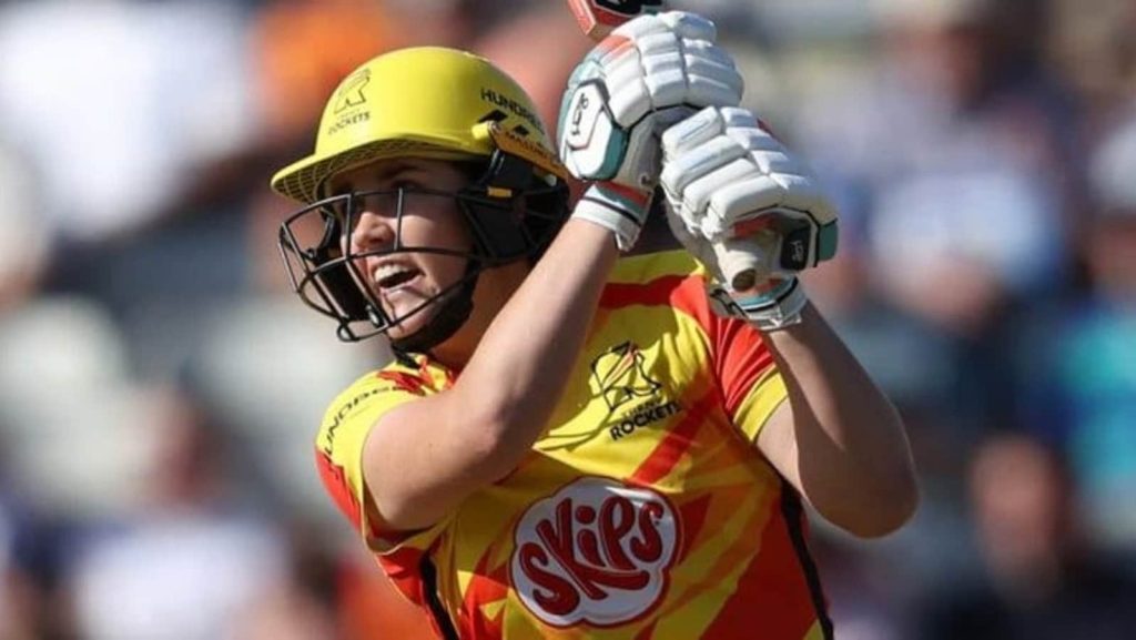 ઇંગ્લેન્ડના કેપ્ટન નેટ સિવર-બ્રન્ટે સોમાં 1000 રન પૂર્ણ કર્યા … इंग्लैंड की कप्तान नेट साइवर-ब्रंट ने द हंड्रेड में 1,000 रन पूरे करने वाली...