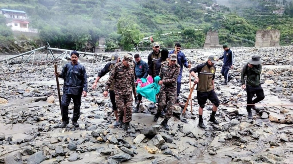 उत्तरकाशी जिले के आपदाग्रस्त धराली गांव में बचाव दलों ने बुधवार को दो...