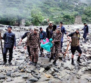 उत्तरकाशी जिले के आपदाग्रस्त धराली गांव में बचाव दलों ने बुधवार को दो...