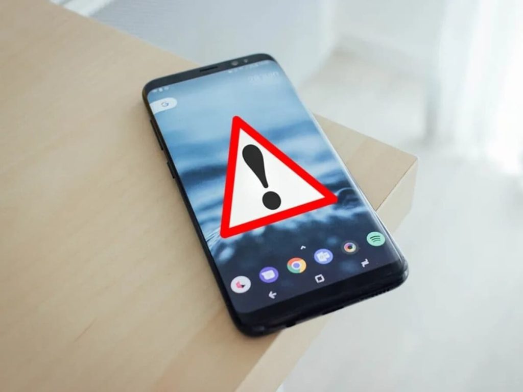 आपका WhatsApp, UPI, बैंक अकाउंट खतरे में, बचने के लिए तुरंत अपनाएं ये 5 आसान...