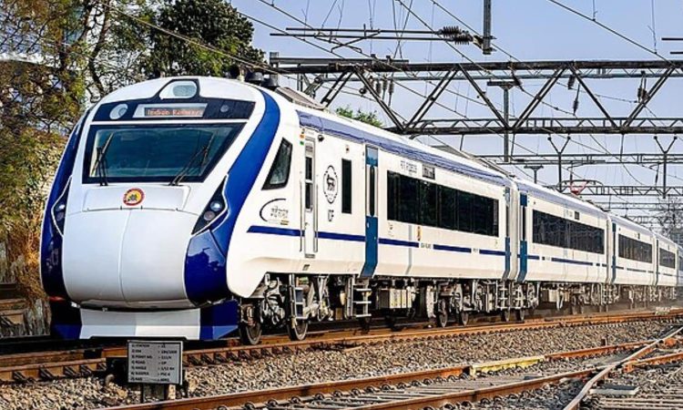 Vande Bharat: प्रधानमंत्री जिन तीन नई वंदे भारत को लॉन्च करने जा रहे हैं, उसमें एक...