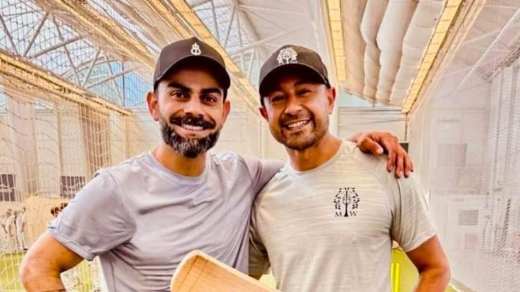 વિરાટ કોહલી સતત આંતરરાષ્ટ્રીય કારકિર્દી વિશેની સતત અટકળોમાં રોકાયેલા છે … अंतरराष्ट्रीय करियर को लेकर लगातार लग रहीं अटकलों के बीच विराट कोहली...