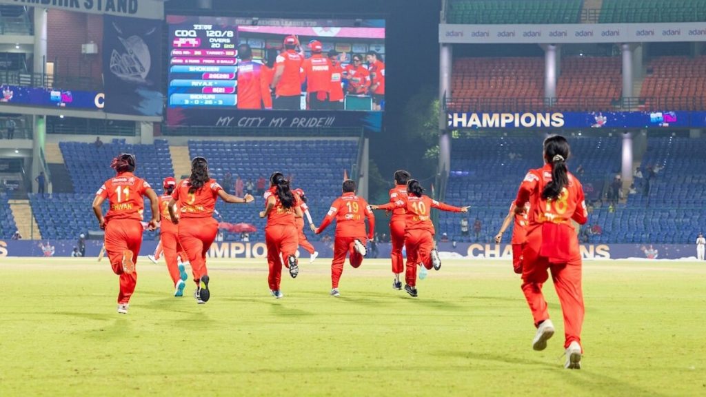 Women's DPL 2025 का फाइनल रोमांच के मामले में अल्ट्रा प्रो मैक्स था, क्योंकि महज 1 रन...