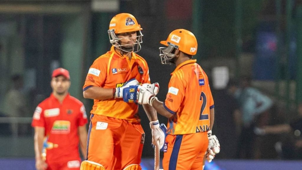 ડીપીએલ 2025 માં, આયુષ બેડોનીની ટીમે સતત બીજી પરાજયનો સામનો કરવો પડ્યો અને ટીમને … DPL 2025 में आयुष बडोनी की टीम को लगातार दूसरी हार का सामना करना पड़ा है और टीम का...