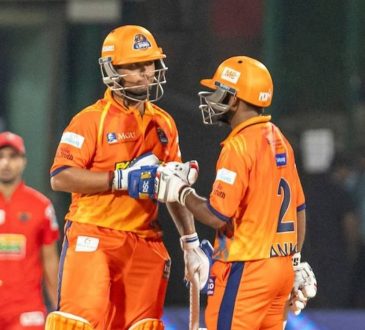 DPL 2025 में आयुष बडोनी की टीम को लगातार दूसरी हार का सामना करना पड़ा है और टीम का...