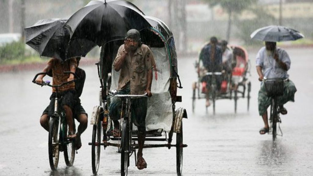 उत्तर प्रदेश के 24 जिले बाढ़ के कहर से जूझ रहे हैं, जिससे हालात खराब बने हुए...