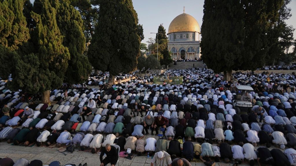 पाकिस्तान, तुर्की जैसे मुस्लिम देशों का कहना है कि बेंजामिन नेतन्याहू...