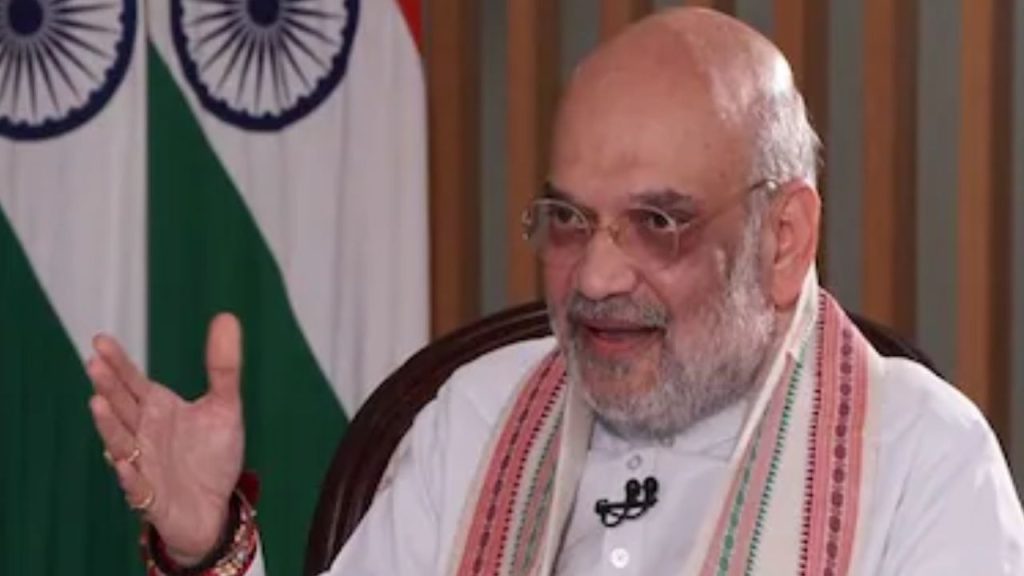 अमित शाह ने राहुल गांधी पर आरोप लगाया कि तीन चुनाव हारने के बाद उन्होंने...