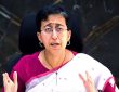 दिल्ली विधानसभा में सीएजी रिपोर्ट पर बहस के दौरान आम आदमी पार्टी और भाजपा...