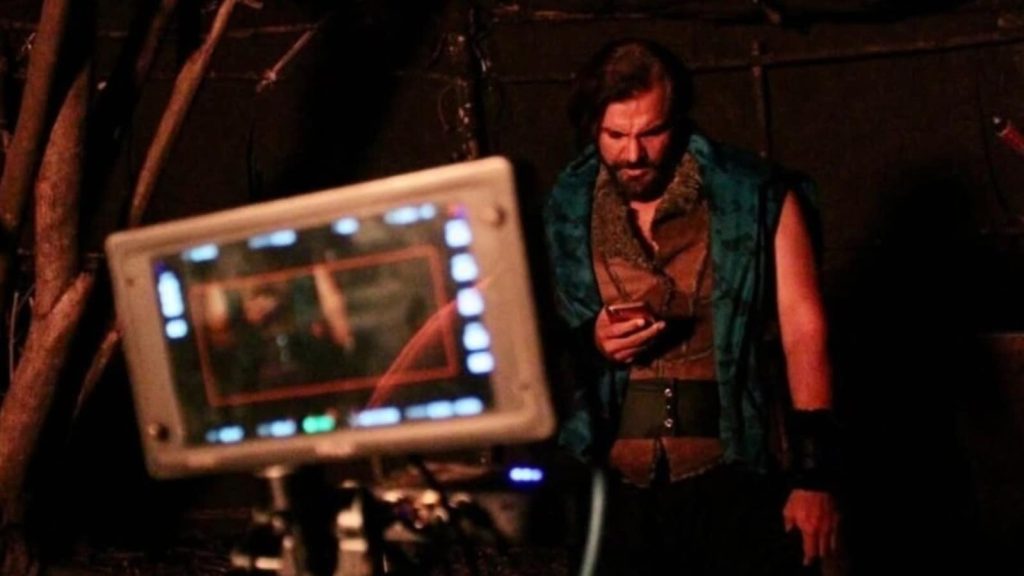 પડદો ધીમે ધીમે રામાયણની કાસ્ટને દૂર કરી રહ્યો છે અને પ્રેક્ષકોની અધીરા વધારો … रामायण की कास्ट से धीरे-धीरे पर्दा हट रहा है और दर्शकों का बेसब्री बढ़ती जा...