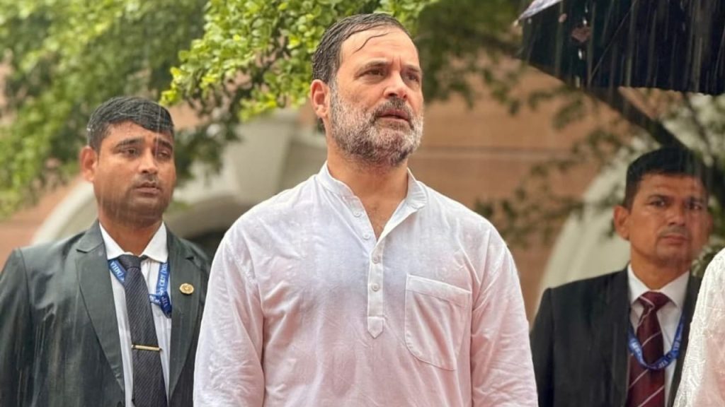 बिहार के पूर्व प्रदेश कांग्रेस अध्यक्ष अखिलेश प्रसाद सिंह ने कहा कि राहुल...