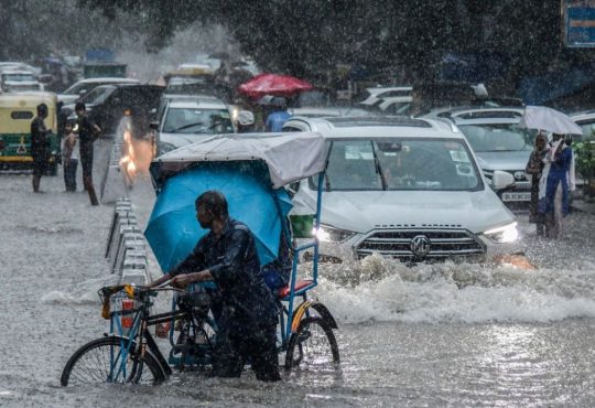 दिल्ली-एनसीआर में रक्षाबंधन के दिन भारी बारिश ने जनजीवन को पूरी तरह से...