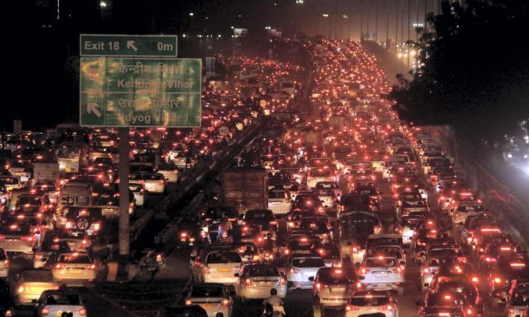देशभर में शनिवार रक्षाबंधन का त्यौहार धूमधाम से मनाया जाएगा. सड़कों पर एक...