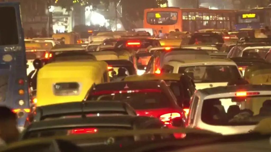 Delhi Traffic Alert: आज नई दिल्ली में कर्तव्य पथ पर होने वाले एक खास कार्यक्रम की वजह से...