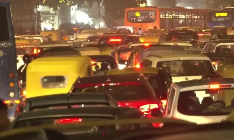 Delhi Traffic Alert: आज नई दिल्ली में कर्तव्य पथ पर होने वाले एक खास कार्यक्रम की वजह से...