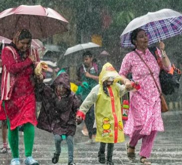 रक्षाबंधन के दिन, यानी शनिवार को, दिल्ली का मौसम और भी सुहाना होने की उम्मीद...