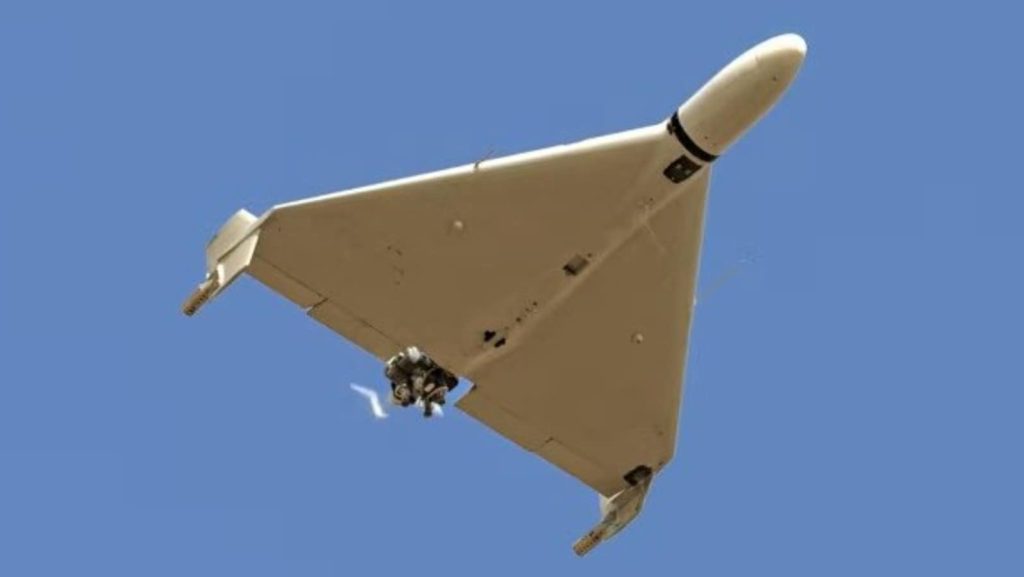 फैक्ट्री के सीईओ तिमुर शागिवालेव ने बताया, 'एल्यूमिनियम बार आते हैं, उनसे...