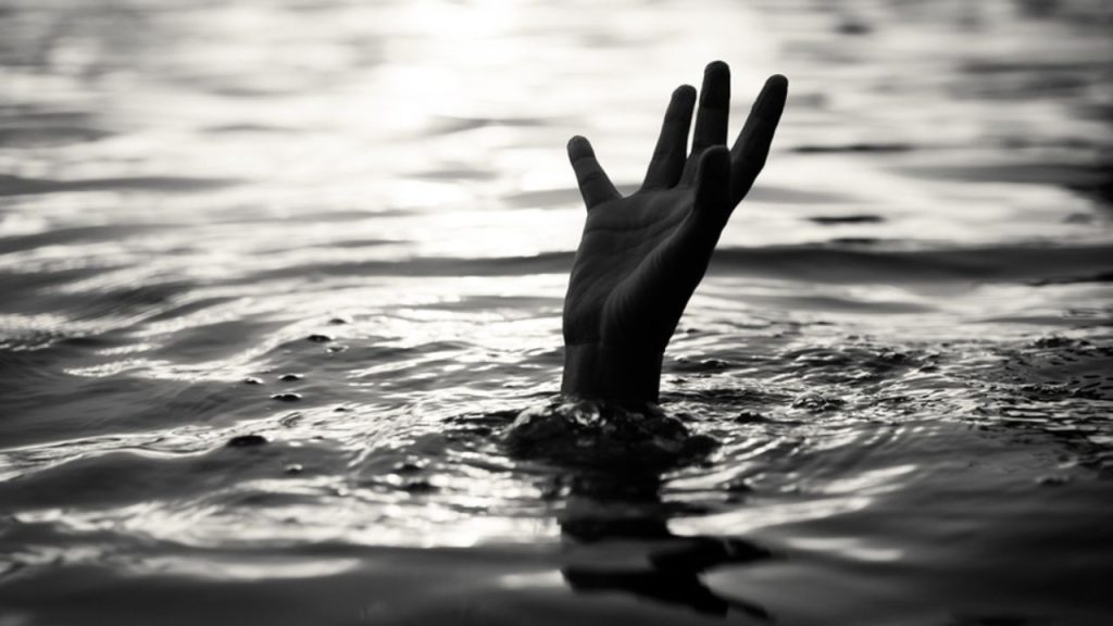 दिवेर थाना प्रभारी भवानी शंकर के अनुसार, अखिलेश और दीपेंद्र दोनों छुट्टी...