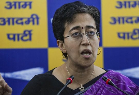 नेता प्रतिपक्ष आतिशी ने कहा, "जब तक जनता की राय नहीं ली जाती है, तब तक 2024-25 के...