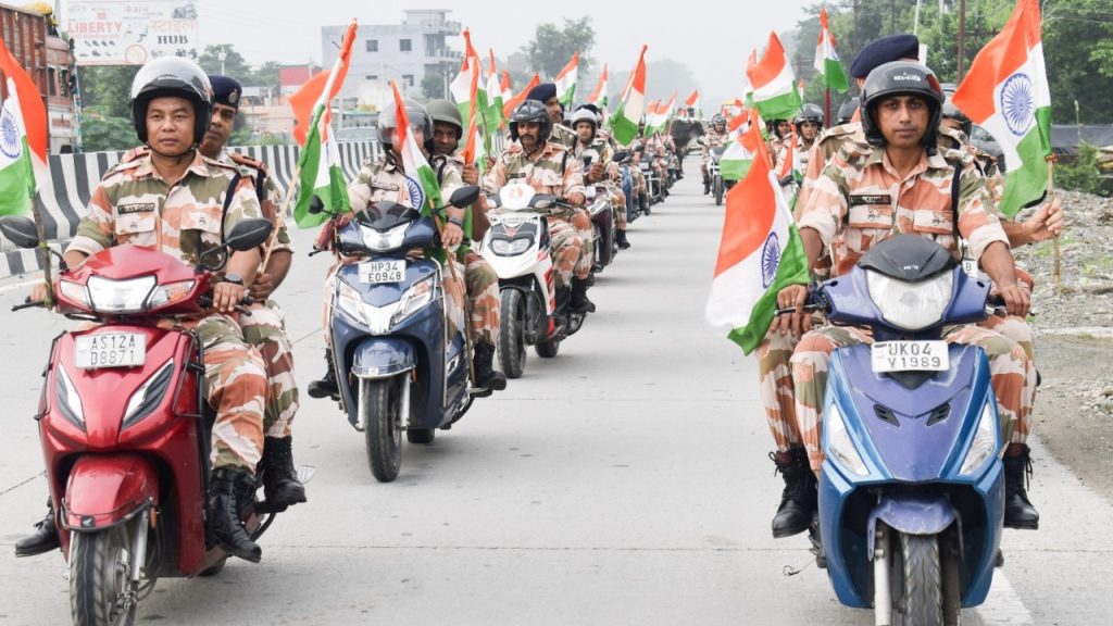 इनमें तिरंगा यात्राएं, साइकिल रैलियां, बाइक रैलियां, सांस्कृतिक...