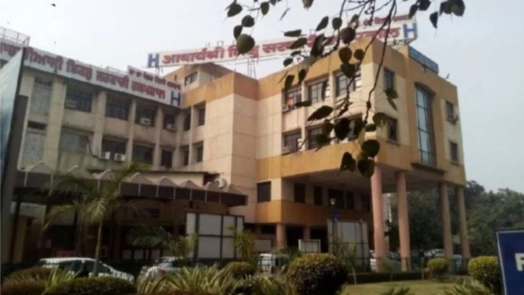 ભાજપના ધારાસભ્ય હરિશ ખુરાના અને તેના … दिल्ली के आचार्य भिक्षु अस्पताल में भाजपा विधायक हरीश खुराना और उनके...