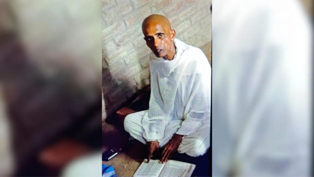 प्रारंभिक जांच के अनुसार, मूल रूप से बिहार के मुंगेर का रहने वाला 55 वर्षीय...