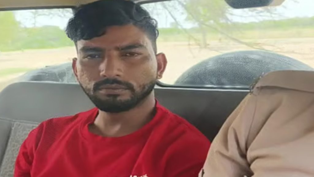 सुरक्षा एजेंसियों ने महेंद्र प्रसाद को लंबे समय तक निगरानी में रखने के बाद...