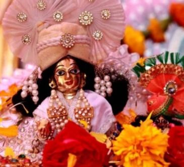 Janmashtami Vrat Rules: भगवान श्रीकृष्ण की भक्ति व आराधना के लिए कृष्ण जन्माष्टमी का दिन...