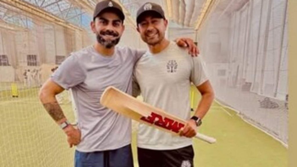 ભારતીય ટીમના સ્ટાર બેટ્સમેન વિરાટ કોહલીએ આગામી શ્રેણીની તૈયારી શરૂ કરી હતી … भारतीय टीम के स्टार बल्लेबाज विराट कोहली ने आगामी सीरीज के लिए तैयारी शुरू...