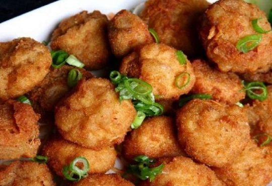 Lauki Kuttu Pakodas
