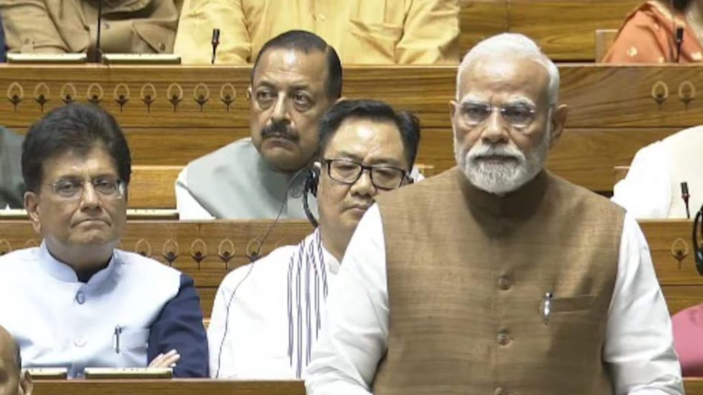 प्रधानमंत्री मोदी का कांग्रेस पर हमला, कहा- पाकिस्तान के प्रवक्ता की तरह कर रही काम