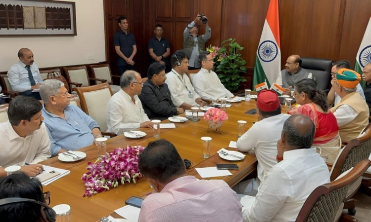 संसद में गतिरोध पर लग सकता है ब्रेक, ओम बिरला की सर्वदलीय बैठक में क्या हुआ?