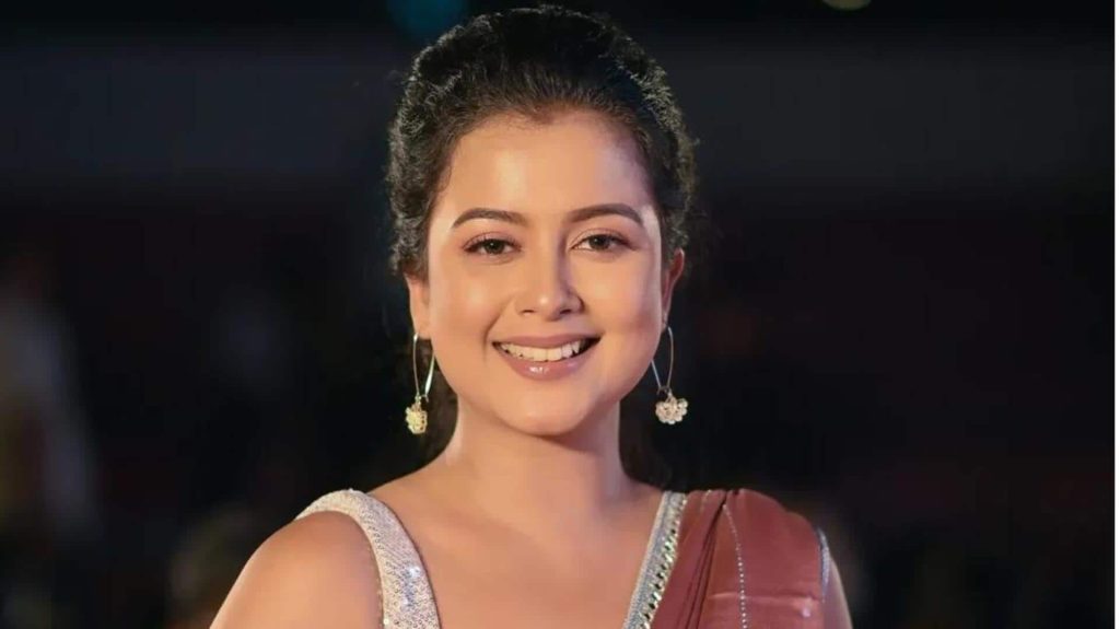 अभिनेत्री नंदिनी कश्यप कौन हैं, जो हिट एंड रन मामले में हुईं गिरफ्तार? छात्र की मौत