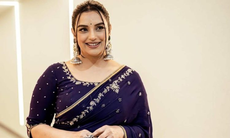 श्वेता मेनन कौन हैं, जो अश्लील फिल्में करके फंसीं? शाहरुख-सलमान की फिल्मों में कर चुकीं काम