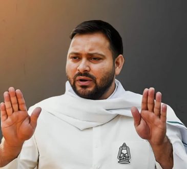 तेजस्वी यादव ने किया मतदाता सूची से नाम कटने का दावा, चुनाव आयोग ने किया खंडन