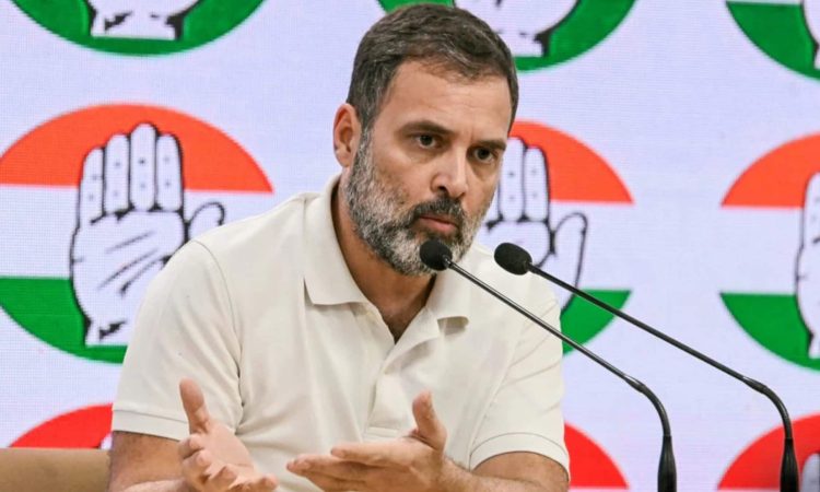 राहुल गांधी ने 'सबूतों' के साथ चुनाव आयोग को घेरा, बोले- महाराष्ट्र चुनावों में धांधली हुई