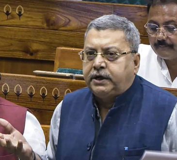 कल्याण बनर्जी ने दिया TMC के लोकसभा मुख्य सचेतक पद से इस्तीफा, जानिए कारण