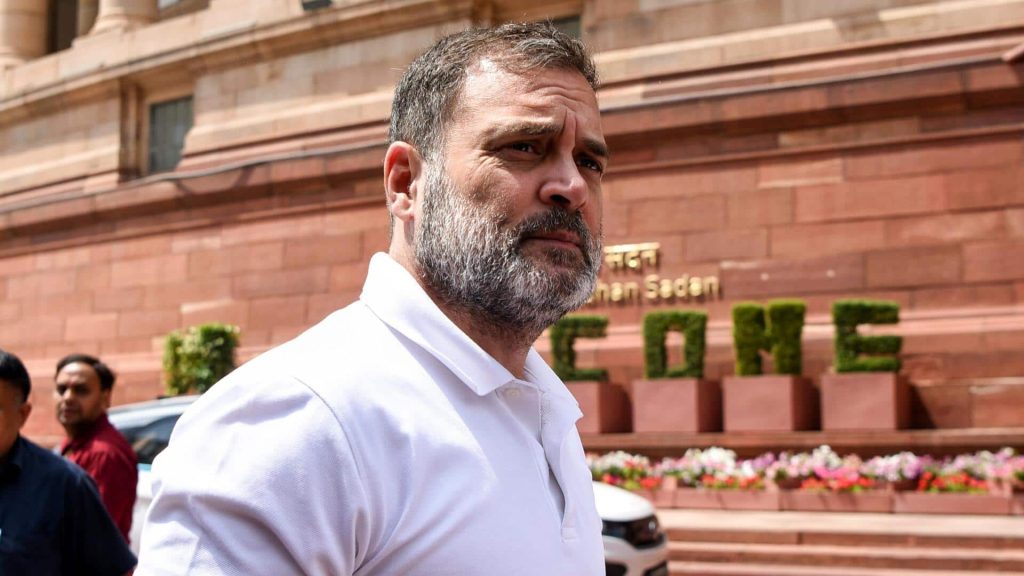 राहुल गांधी के आरोपों के बाद कर्नाटक चुनाव अधिकारी का पत्र, शपथ के साथ सबूत मांगे