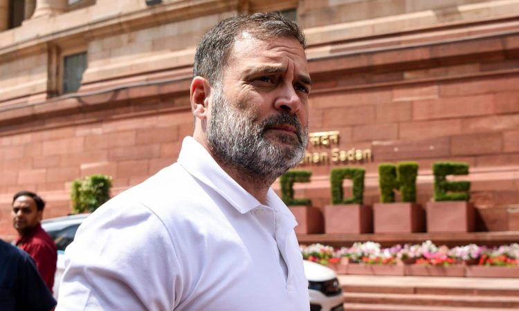 राहुल गांधी के आरोपों के बाद कर्नाटक चुनाव अधिकारी का पत्र, शपथ के साथ सबूत मांगे