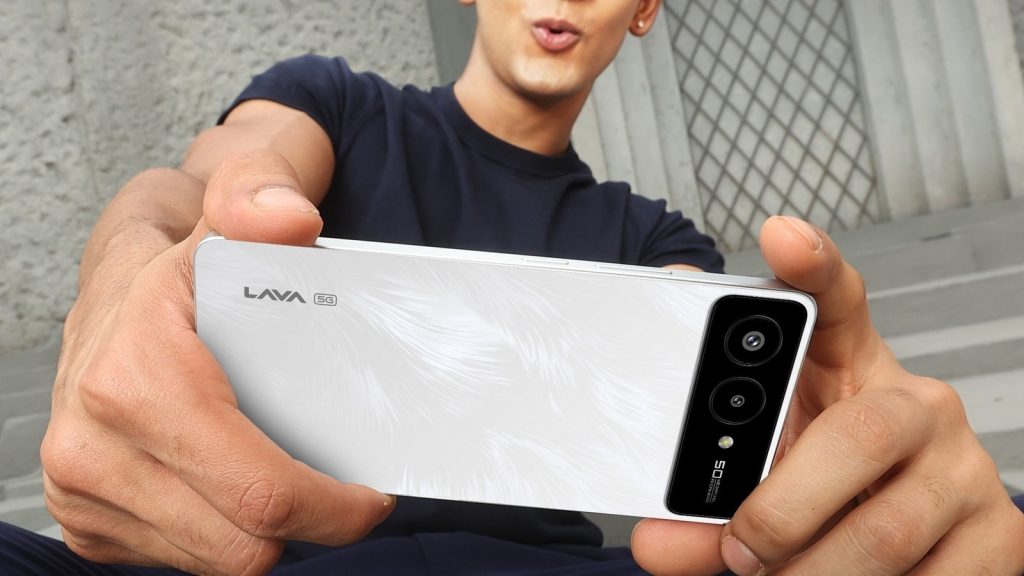 Lava Blaze AMOLED 2 5G भारत में 11 अगस्त को लॉन्च होगा। यह फोन 120Hz AMOLED डिस्प्ले, 50MP कैमरा के...