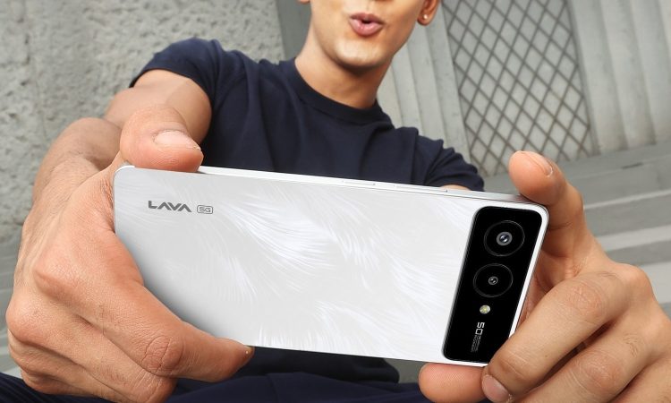 Lava Blaze AMOLED 2 5G भारत में 11 अगस्त को लॉन्च होगा। यह फोन 120Hz AMOLED डिस्प्ले, 50MP कैमरा के...