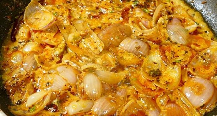 malai pyaj curry