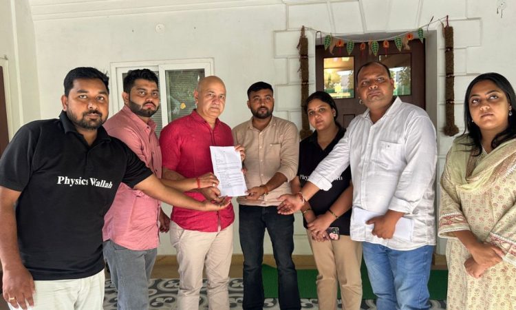सिसोदिया ने आरोप लगाया कि केंद्र ने एक ऐसी कंपनी को परीक्षा की जिम्मेदारी...